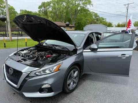 Photos of 2022 NISSAN ALTIMA 2.5 SL for sale in Merrillville, IN at NWI Auto Luxury Merrillville