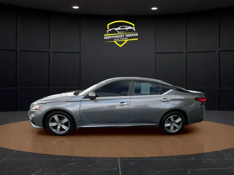 Another view of 2022 NISSAN ALTIMA 2.5 SL for sale in Merrillville, IN at NWI Auto Luxury Merrillville