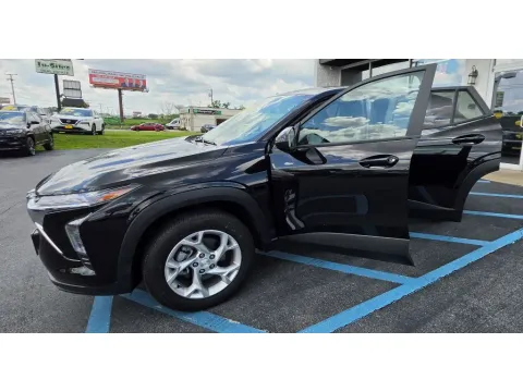 Black 2024 CHEVROLET TRAX LS for sale in Merrillville, IN