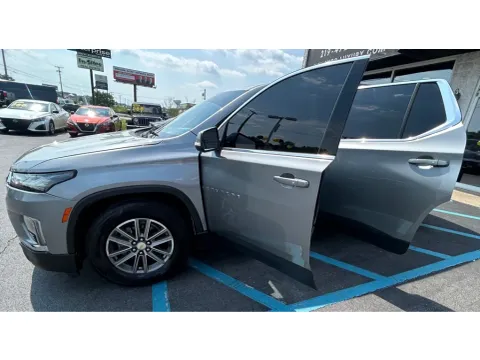Another view of 2023 CHEVROLET TRAVERSE LT CLOTH for sale in Merrillville, IN at NWI Auto Luxury Merrillville