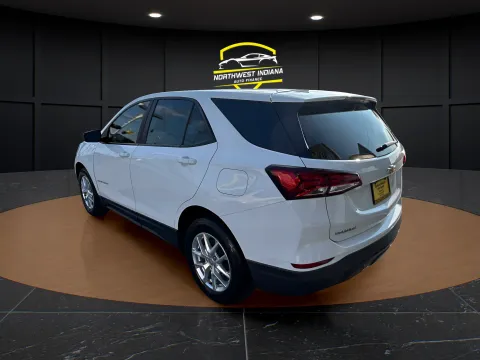 More photos of 2022 CHEVROLET EQUINOX LS at NWI Auto Luxury Merrillville, IN