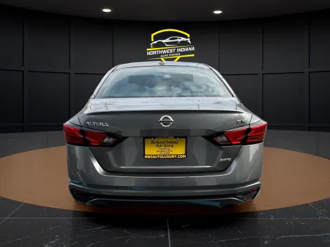 More photos of 2021 NISSAN ALTIMA 2.5 SR at NWI Auto Luxury Merrillville, IN