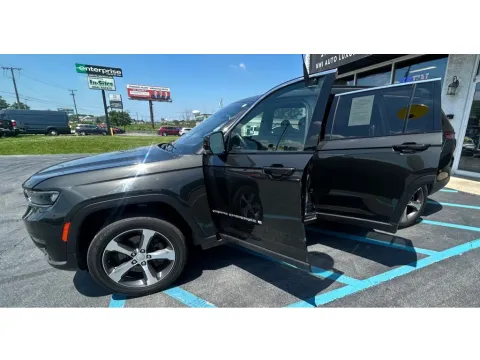 Photos of 2024 JEEP GRAND CHEROKEE LIMITED for sale in Merrillville, IN at NWI Auto Luxury Merrillville