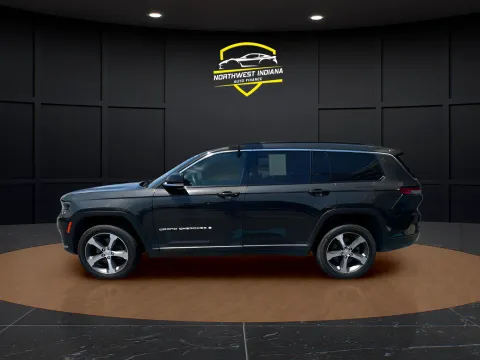 Another view of 2024 JEEP GRAND CHEROKEE LIMITED for sale in Merrillville, IN at NWI Auto Luxury Merrillville