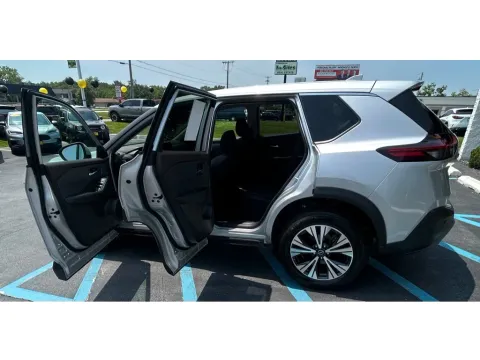 More photos of 2023 NISSAN ROGUE SV at NWI Auto Luxury Merrillville, IN