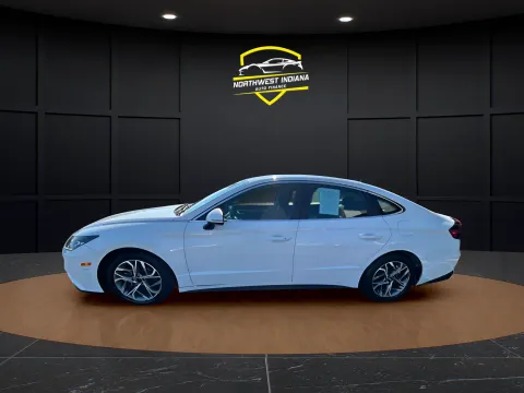 Photos of 2023 HYUNDAI SONATA SEL for sale in Merrillville, IN at NWI Auto Luxury Merrillville