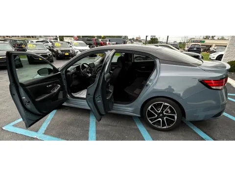 More photos of 2024 NISSAN SENTRA SR at NWI Auto Luxury Merrillville, IN