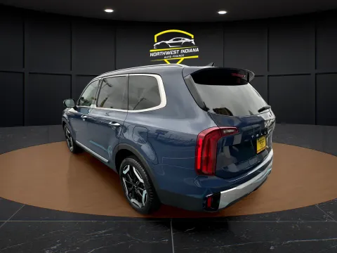 More photos of 2024 KIA TELLURIDE S at NWI Auto Luxury Merrillville, IN