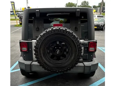 More photos of 2016 JEEP WRANGLER UNLIMI RUBICON at NWI Auto Luxury Merrillville, IN