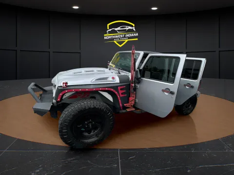 Silver 2016 JEEP WRANGLER UNLIMI RUBICON for sale in Merrillville, IN