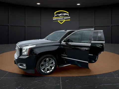 Black 2016 GMC YUKON DENALI for sale in Merrillville, IN