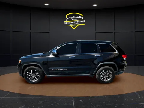 Another view of 2019 JEEP GRAND CHEROKEE LIMITED for sale in Merrillville, IN at NWI Auto Luxury Merrillville