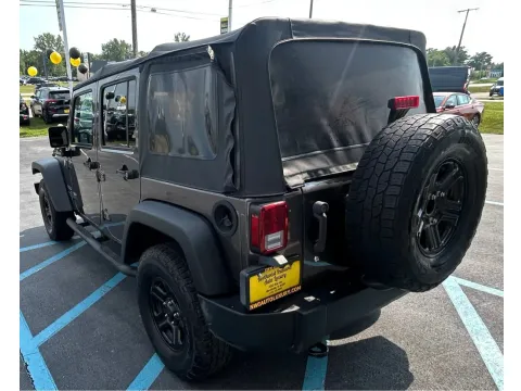More photos of 2018 JEEP WRANGLER UNLIMI RUBICON at NWI Auto Luxury Merrillville, IN