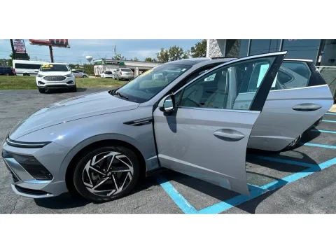 Photos of 2024 HYUNDAI SONATA SEL for sale in Merrillville, IN at NWI Auto Luxury Merrillville
