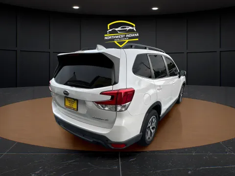 More photos of 2023 SUBARU FORESTER PREMIUM at NWI Auto Luxury Merrillville, IN