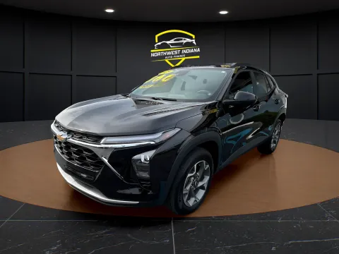 Black 2025 CHEVROLET TRAX LT for sale in Merrillville, IN