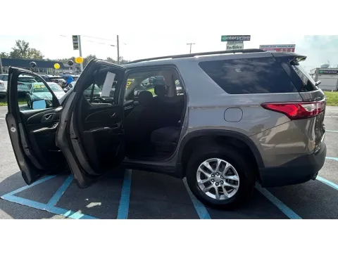 Another view of 2019 CHEVROLET TRAVERSE PREMIER for sale in Merrillville, IN at NWI Auto Luxury Merrillville