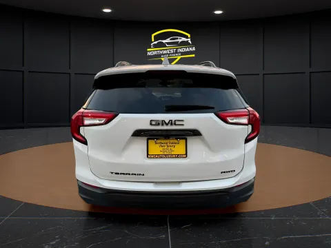 More photos of 2022 GMC TERRAIN SLE at NWI Auto Luxury Merrillville, IN