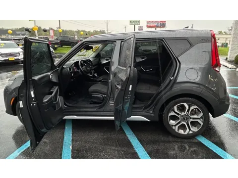 Another view of 2022 KIA SOUL LX for sale in Merrillville, IN at NWI Auto Luxury Merrillville