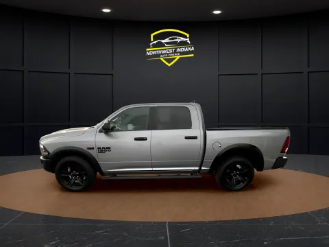 More photos of 2021 RAM 1500 CLASSIC SLT at NWI Auto Luxury Merrillville, IN