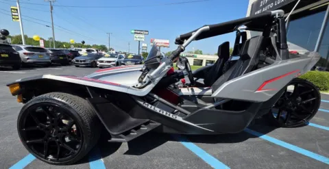 Photos of 2016 POLARIS SLINGSHOT SL for sale in Merrillville, IN at NWI Auto Luxury Merrillville