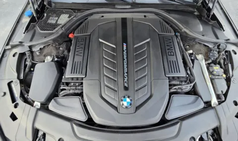 Another view of 2019 BMW 7 SERIES M760I XDRIVE for sale in Merrillville, IN at NWI Auto Luxury Merrillville
