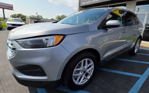 Another view of 2022 FORD EDGE SEL for sale in Merrillville, IN at NWI Auto Luxury Merrillville