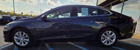 More photos of 2022 CHEVROLET MALIBU LT at NWI Auto Luxury Merrillville, IN