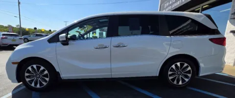 Photos of 2022 HONDA ODYSSEY EX-L for sale in Merrillville, IN at NWI Auto Luxury Merrillville