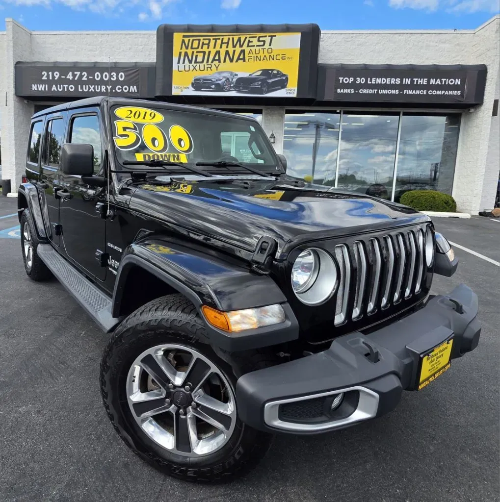 2019 JEEP WRANGLER UNLIMI SAHARA for sale in Merrillville, IN