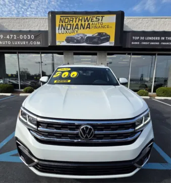 More photos of 2020 VOLKSWAGEN ATLAS CROSS SPO V6 SEL R-LINE 4MOTION at NWI Auto Luxury Merrillville, IN