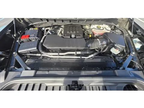 More photos of 2023 CHEVROLET SILVERADO 1500 LT at NWI Auto Luxury Merrillville, IN