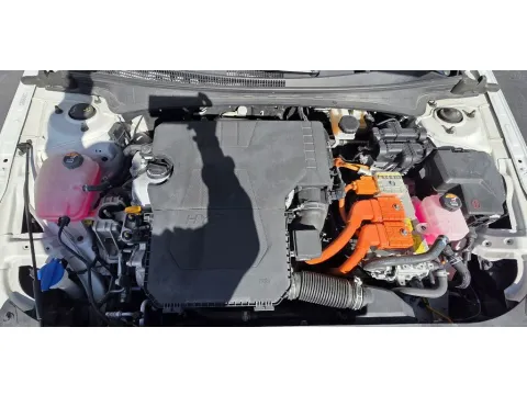 More photos of 2024 HYUNDAI ELANTRA HYBRID BLUE at NWI Auto Luxury Merrillville, IN