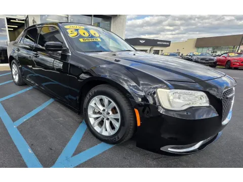 Photos of 2019 CHRYSLER 300 TOURING for sale in Merrillville, IN at NWI Auto Luxury Merrillville