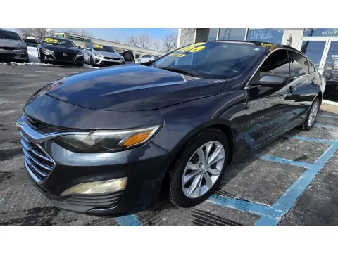Another view of 2019 CHEVROLET MALIBU LT for sale in Merrillville, IN at NWI Auto Luxury Merrillville