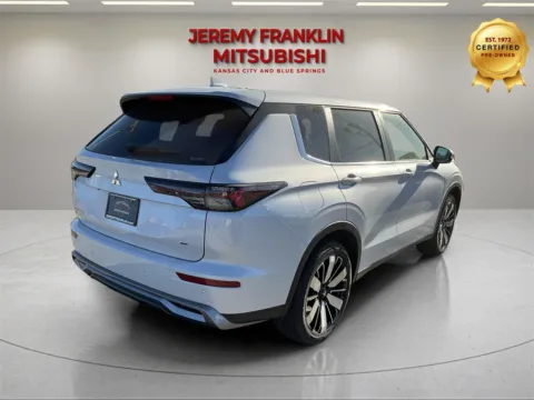 Another view of 2026 Mitsubishi Outlander SE for sale in Kansas City, MO at Jeremy Franklin Mitsubishi