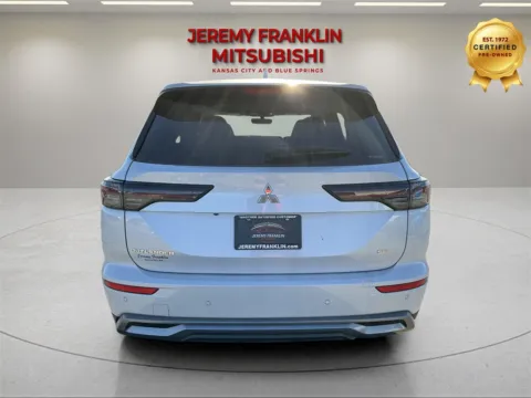 More photos of 2026 Mitsubishi Outlander SE at Jeremy Franklin Mitsubishi, MO