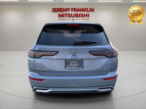 More photos of 2026 Mitsubishi Outlander SE at Jeremy Franklin Mitsubishi, MO