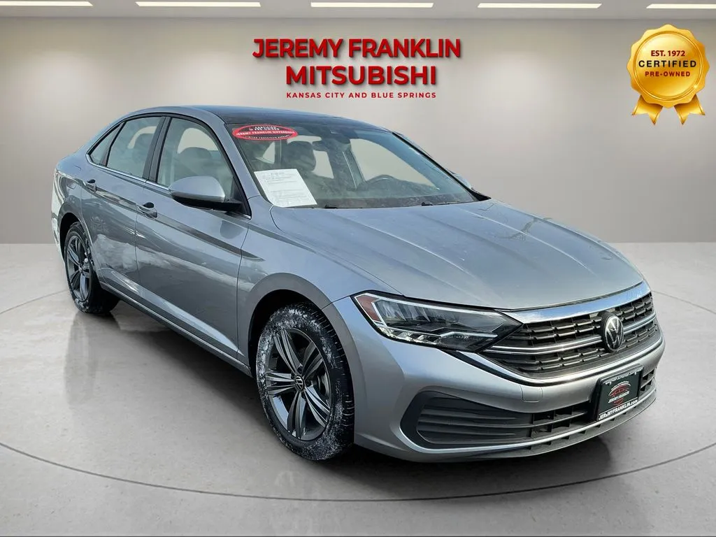 Silver 2024 Volkswagen Jetta 1.5T SE for sale in Kansas City, MO