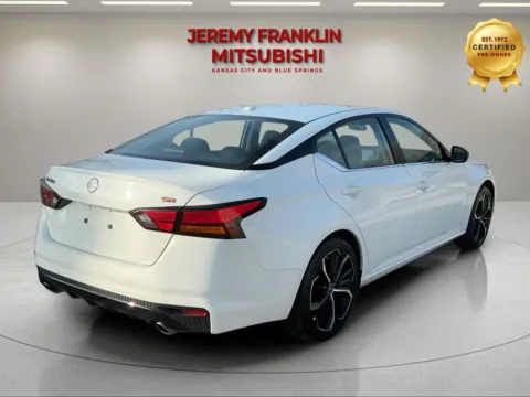 Another view of 2024 Nissan Altima 2.5 SR for sale in Kansas City, MO at Jeremy Franklin Mitsubishi