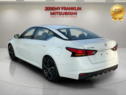 More photos of 2024 Nissan Altima 2.5 SR at Jeremy Franklin Mitsubishi, MO