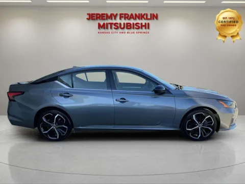 Gray 2024 Nissan Altima 2.5 SR for sale in Kansas City, MO