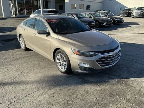Gray 2024 Chevrolet Malibu LT for sale in Kansas City, MO