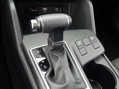 Black 2024 Kia Sportage LX for sale in Kansas City, MO