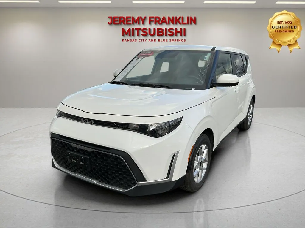 2025 Kia Soul LX - Photo 8