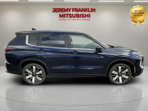 Photos of 2026 Mitsubishi Outlander SE for sale in Kansas City, MO at Jeremy Franklin Mitsubishi