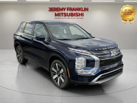 Blue 2026 Mitsubishi Outlander SE for sale in Kansas City, MO