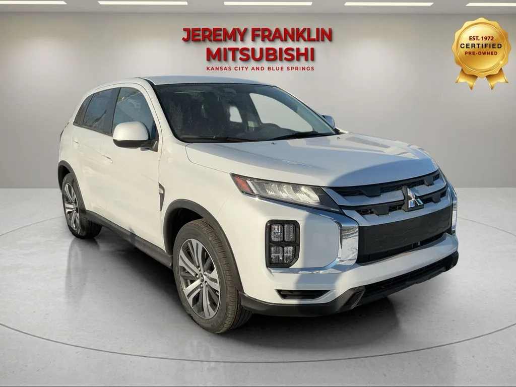 White 2026 Mitsubishi Outlander Sport 2.0 ES for sale in Kansas City, MO