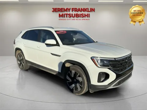 More photos of 2024 Volkswagen Atlas Cross Sport 2.0T SE w/Technology at Jeremy Franklin Mitsubishi, MO