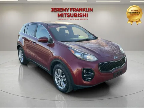 Red 2018 Kia Sportage LX for sale in Kansas City, MO